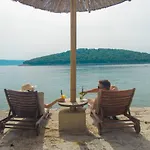 Obonjan Island シベニク