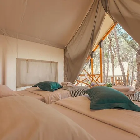 Отель Obonjan Island 4*