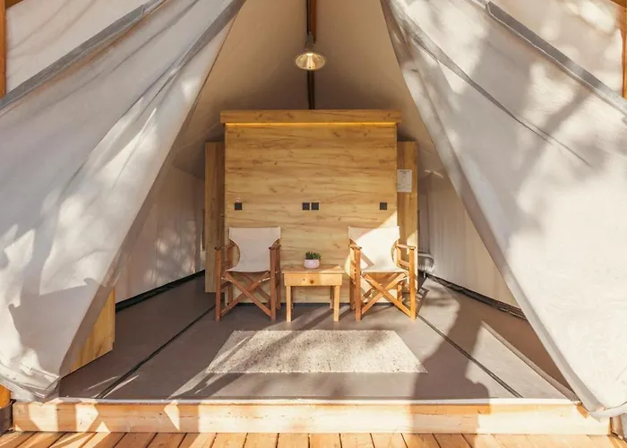 Obonjan Island Отель Шибеник