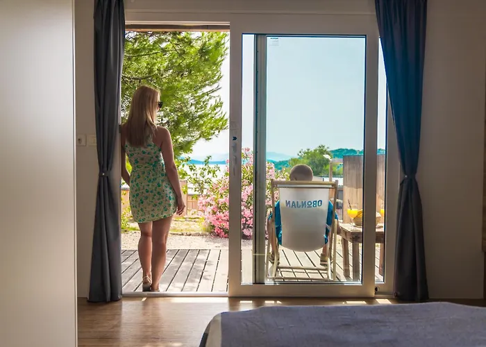 Obonjan Island Шибеник