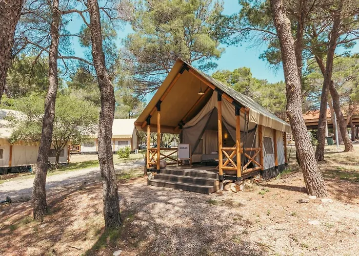 Hotel Obonjan Island 4*