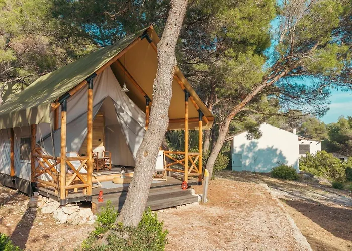 Отель Obonjan Island 4*